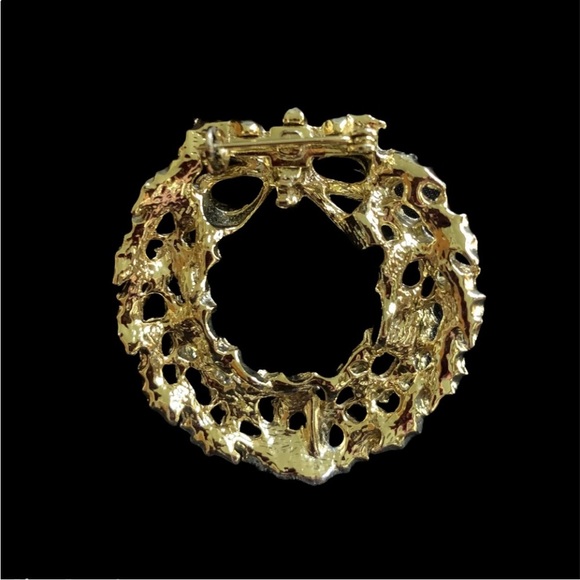 🎄Vintage Christmas Pin - Picture 2 of 3